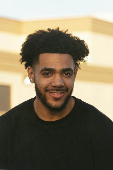 <em><strong>José R.</strong></em>